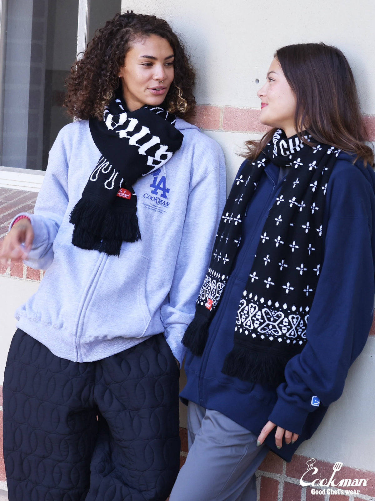 Knitted Scarf - Flame Black Black