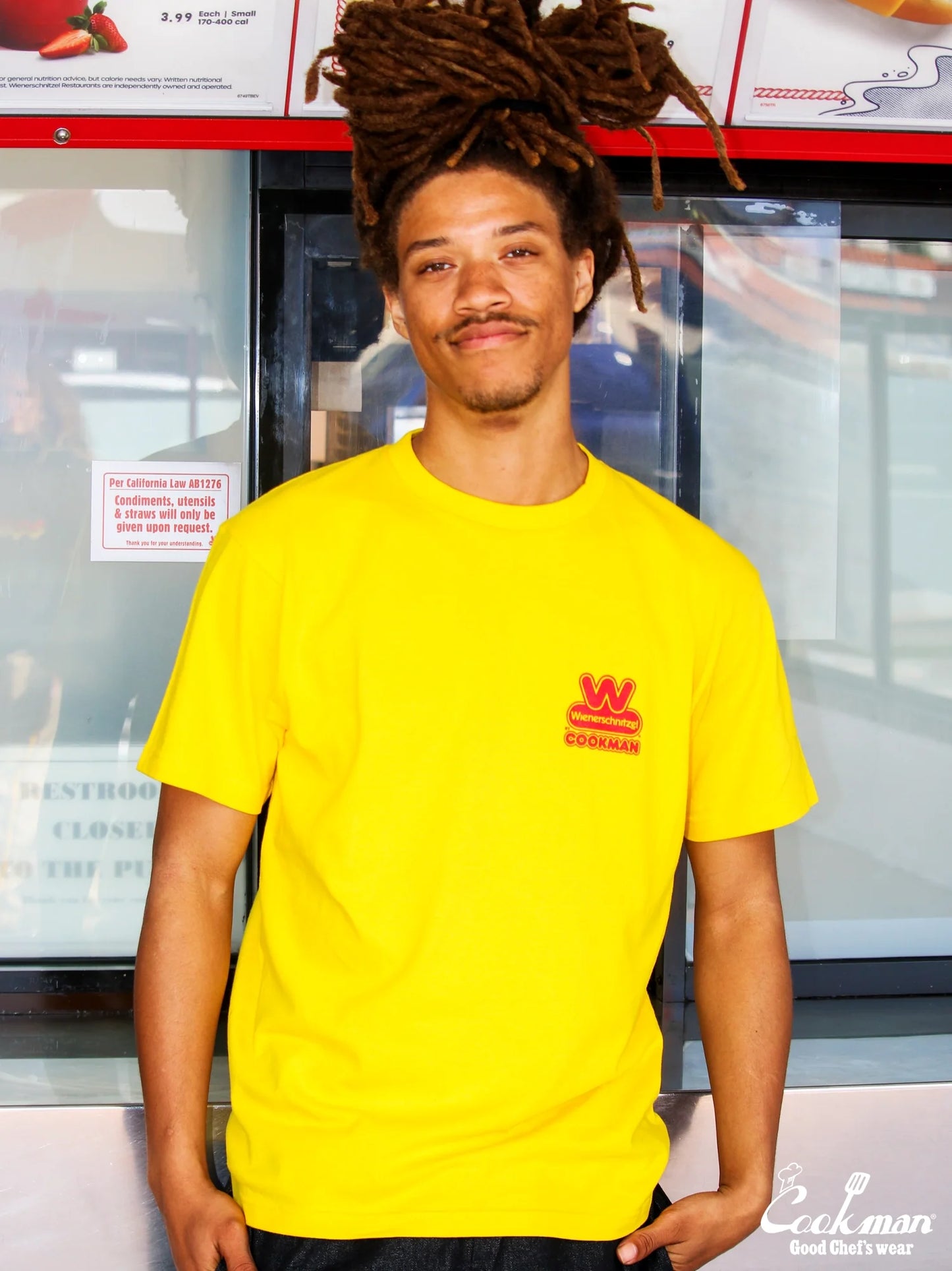 Tees - Wienerschnitzel Logo : Yellow