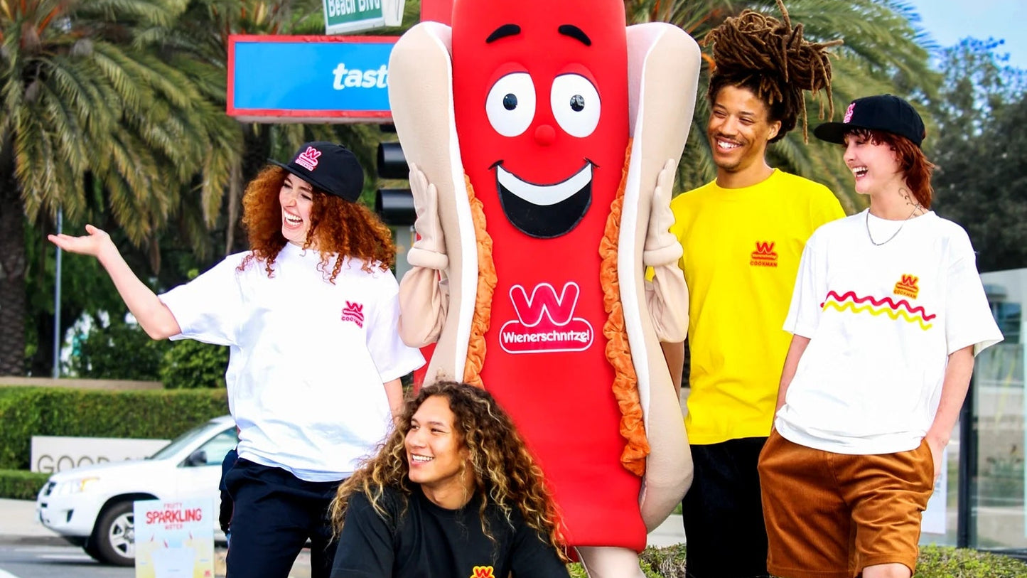 Cap -  Wienerschnitzel : Black