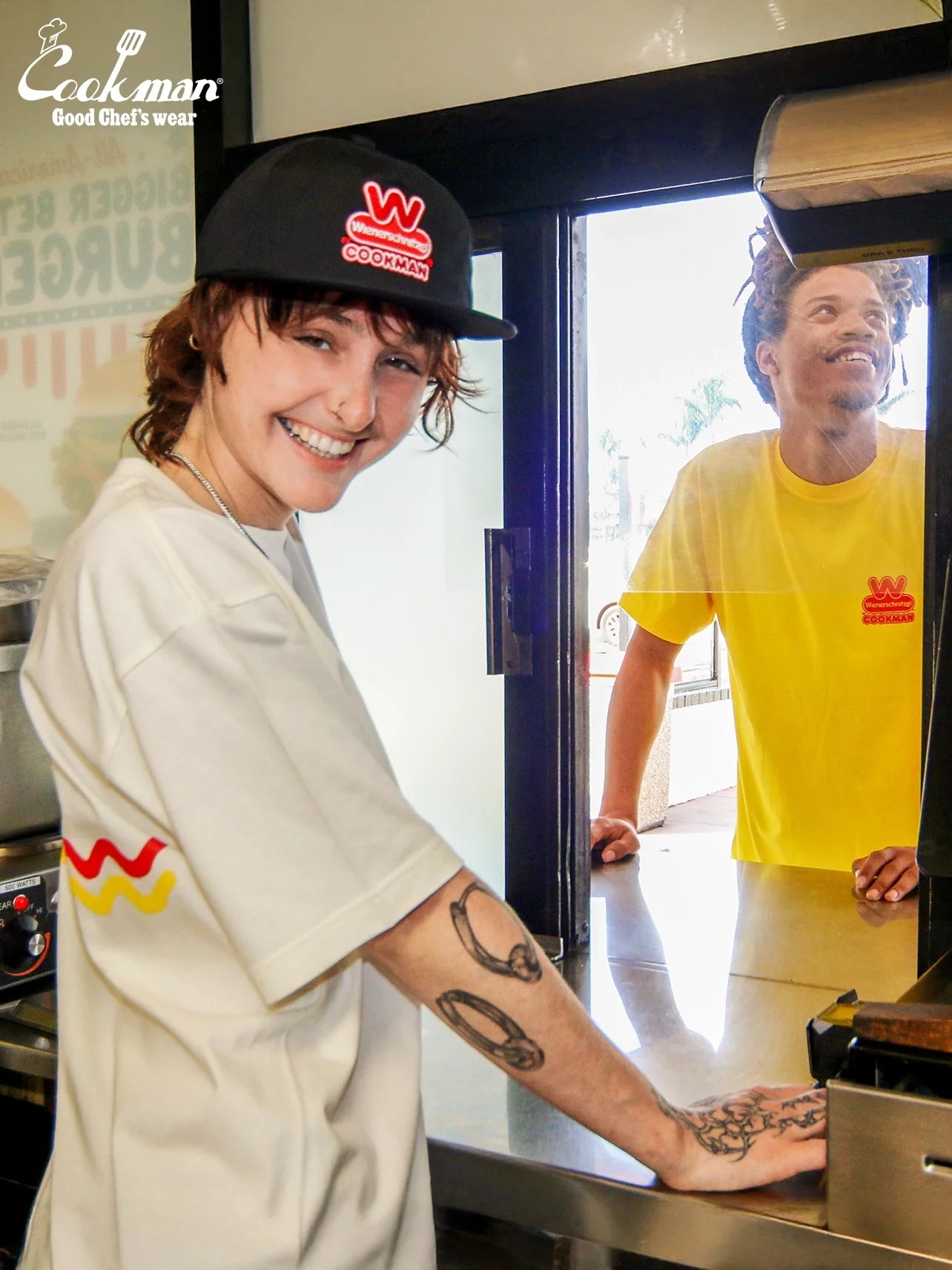 Cap -  Wienerschnitzel : Black