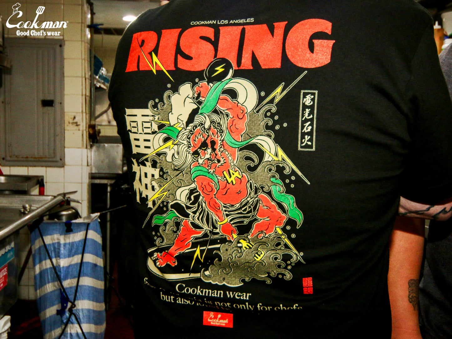 Tees - Rising : Black